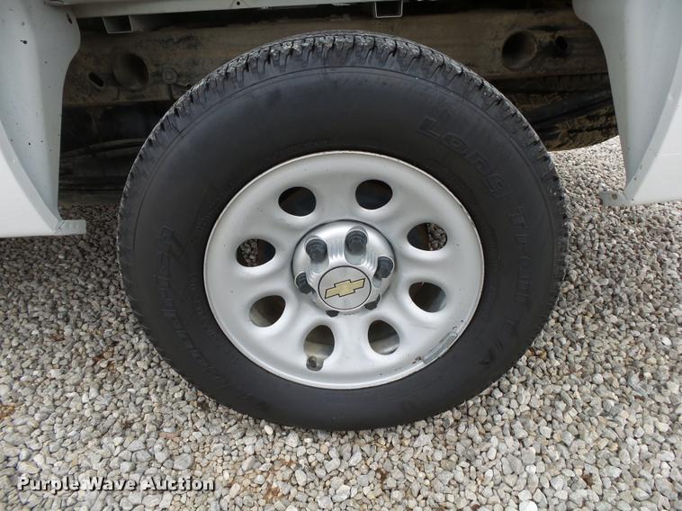 image for item DA2517 2012 Chevrolet Silverado 1500 pickup truck