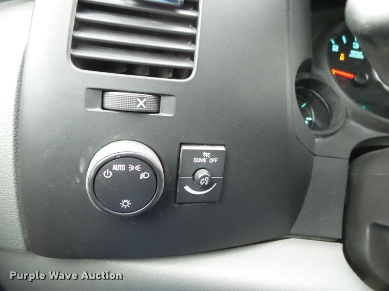 image for item DA2517 2012 Chevrolet Silverado 1500 pickup truck