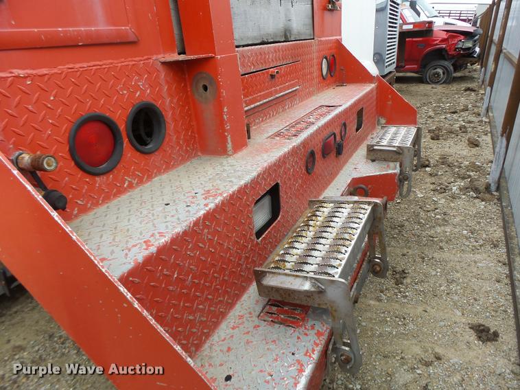 image for item DA3257 2005 Ford F550 Crew Cab utility truck