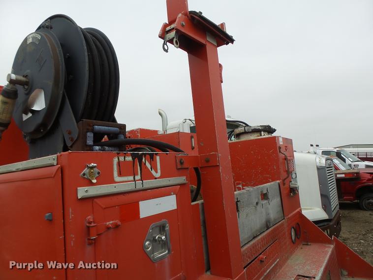 image for item DA3257 2005 Ford F550 Crew Cab utility truck