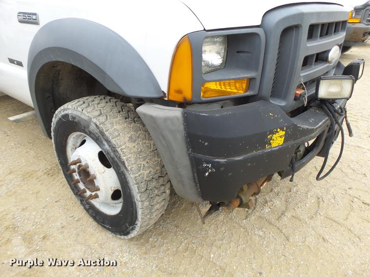 image for item DA3257 2005 Ford F550 Crew Cab utility truck