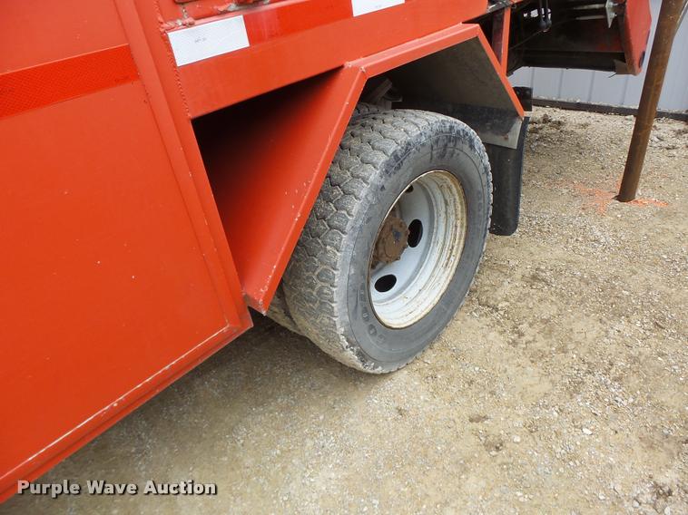 image for item DA3257 2005 Ford F550 Crew Cab utility truck