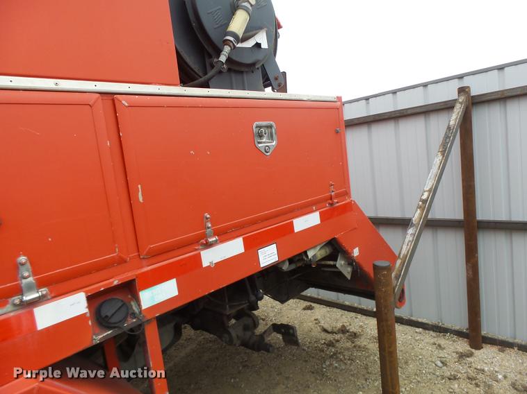 image for item DA3257 2005 Ford F550 Crew Cab utility truck