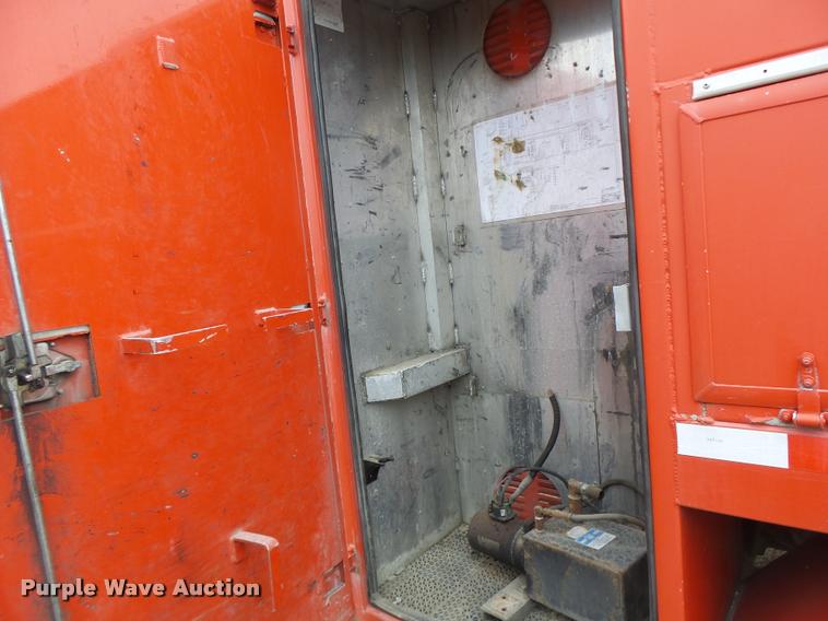 image for item DA3257 2005 Ford F550 Crew Cab utility truck