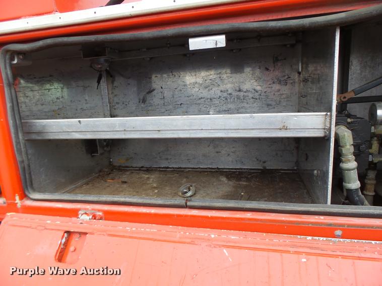 image for item DA3257 2005 Ford F550 Crew Cab utility truck