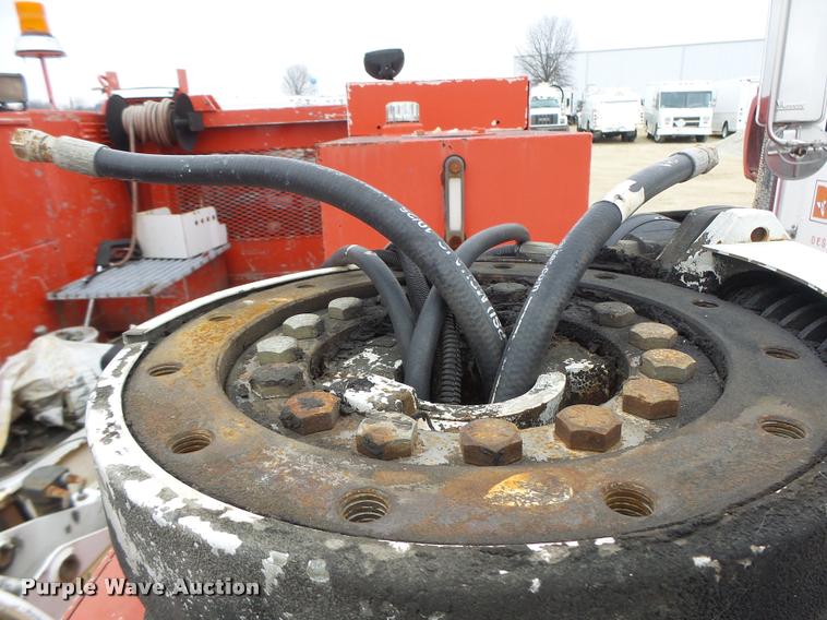 image for item DA3257 2005 Ford F550 Crew Cab utility truck