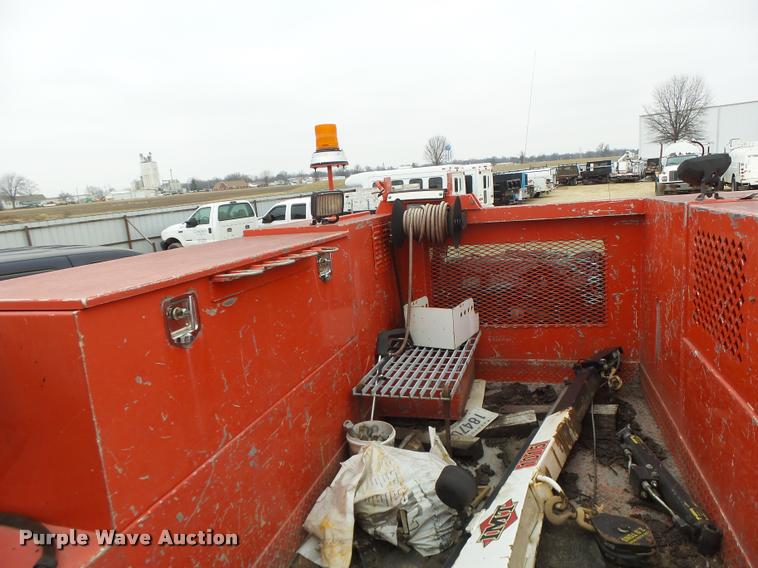 image for item DA3257 2005 Ford F550 Crew Cab utility truck