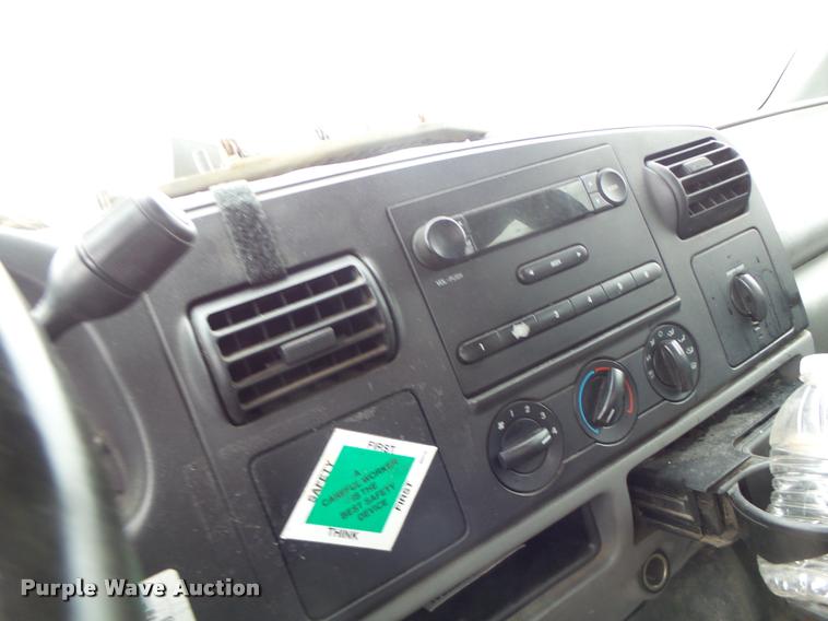 image for item DA3257 2005 Ford F550 Crew Cab utility truck