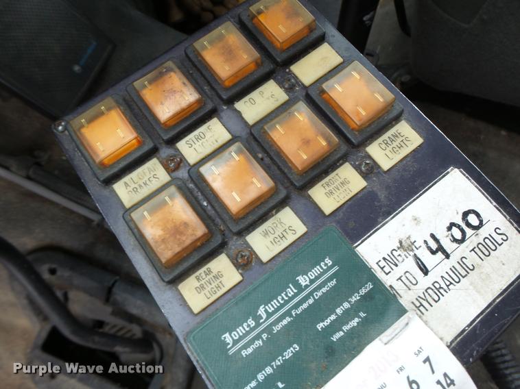 image for item DA3257 2005 Ford F550 Crew Cab utility truck