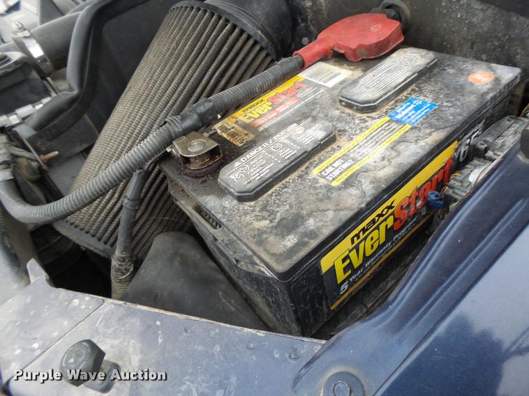 image for item DA3258 2004 Ford F350 Super Duty Crew Cab pickup truck