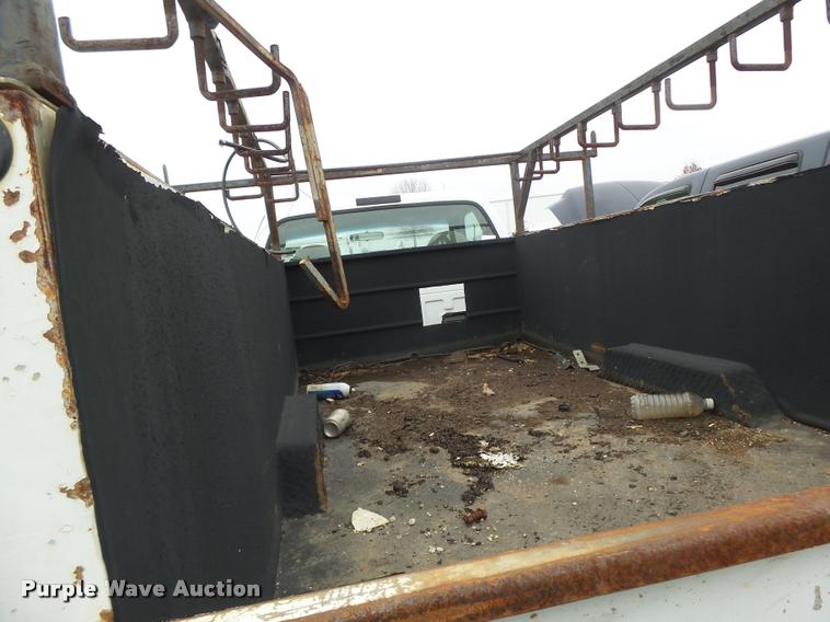 image for item DA3259 2001 Ford F450 Super Duty utility truck