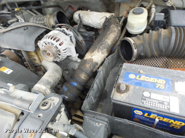 image for item DA3259 2001 Ford F450 Super Duty utility truck