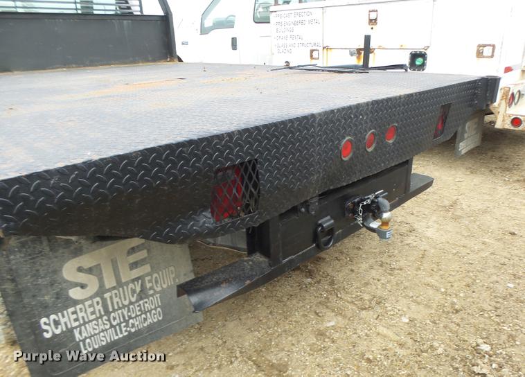image for item DA3260 2000 Ford F450 Super Duty XL flatbed truck