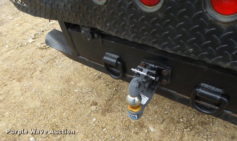 image for item DA3260 2000 Ford F450 Super Duty XL flatbed truck