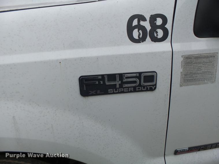 image for item DA3260 2000 Ford F450 Super Duty XL flatbed truck