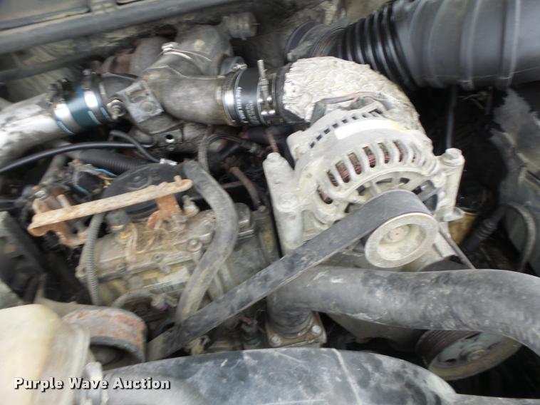 image for item DA3260 2000 Ford F450 Super Duty XL flatbed truck