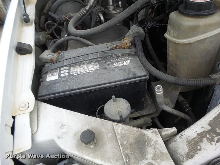 image for item DA3260 2000 Ford F450 Super Duty XL flatbed truck