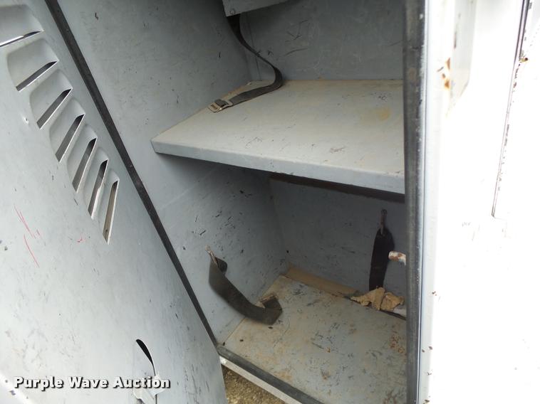 image for item DA3261 2006 Ford F350 Super Duty XL Crew Cab utility truck