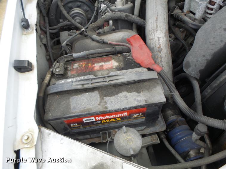 image for item DA3261 2006 Ford F350 Super Duty XL Crew Cab utility truck