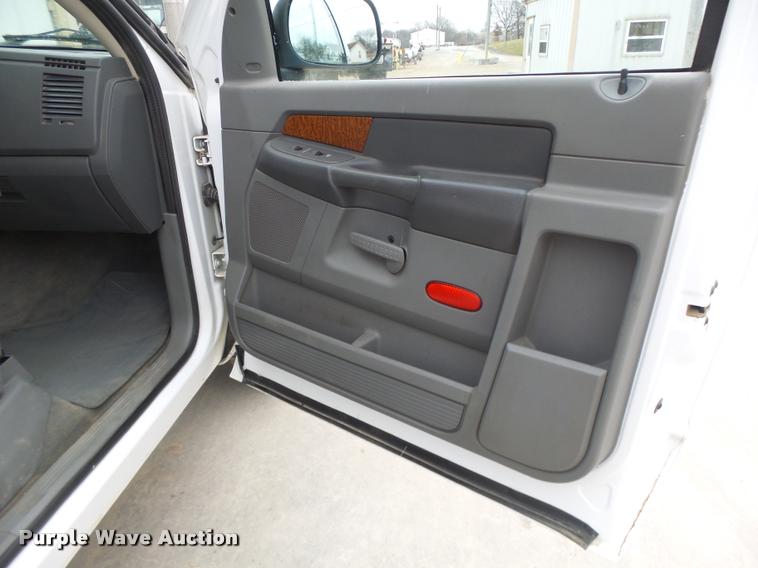 image for item DA3288 2006 Dodge Ram 1500 pickup truck