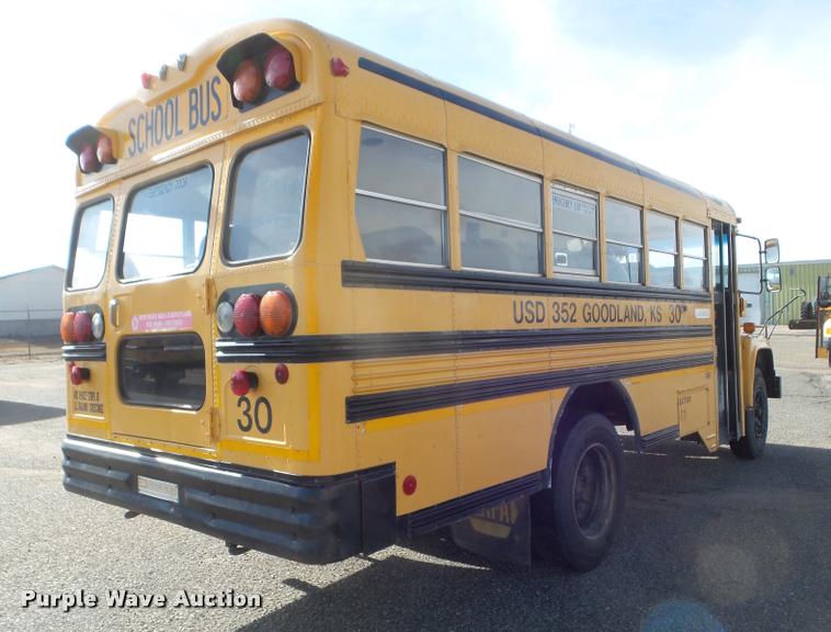 image for item DA5241 1998 GMC B7 school bus
