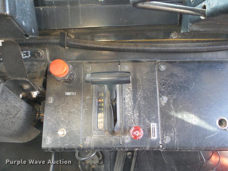 image for item DA5241 1998 GMC B7 school bus