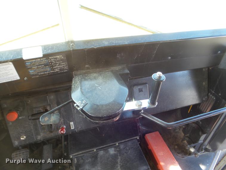 image for item DA5241 1998 GMC B7 school bus