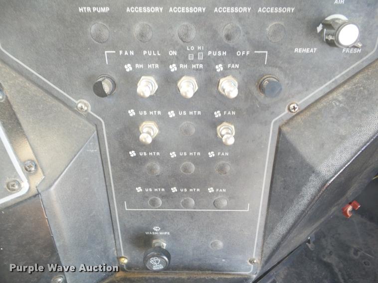 image for item DA5241 1998 GMC B7 school bus