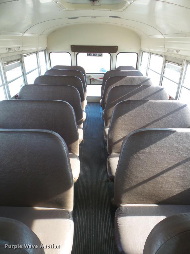image for item DA5241 1998 GMC B7 school bus