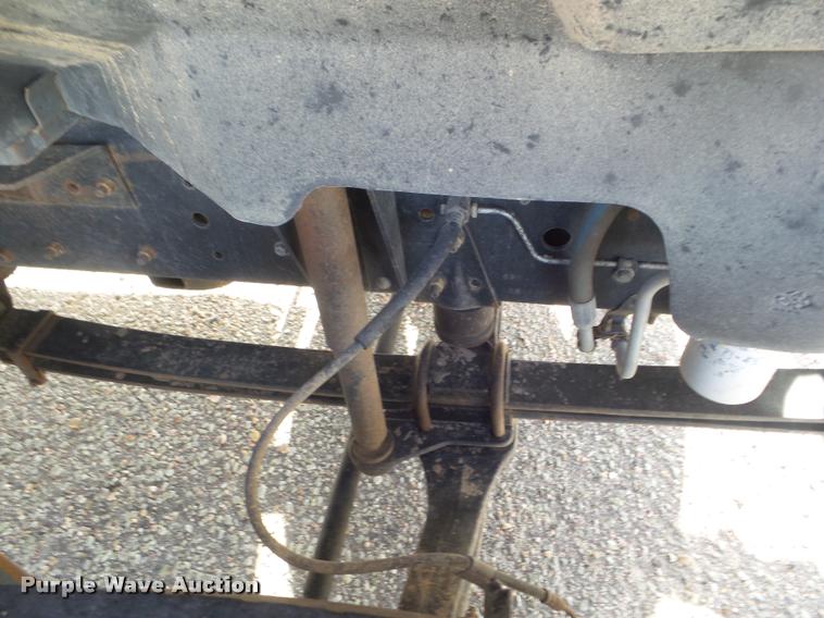 image for item DA5241 1998 GMC B7 school bus