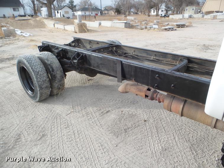 image for item DA5245 2008 Ford F650 Super Duty Ext. Cab truck cab and chassis