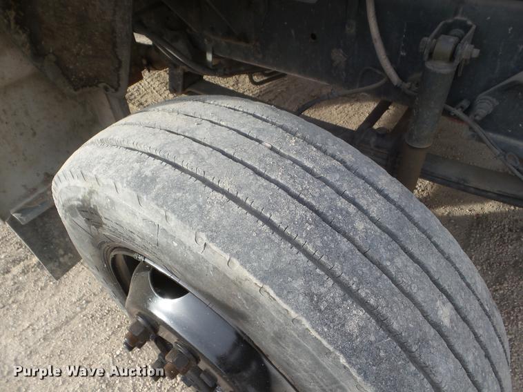 image for item DA5245 2008 Ford F650 Super Duty Ext. Cab truck cab and chassis