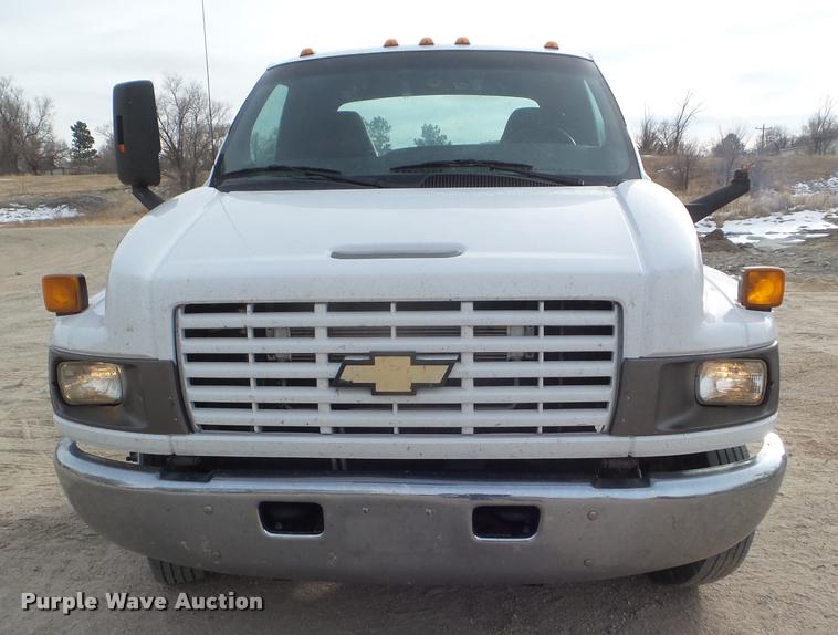 image for item DA5246 2009 Chevrolet C4500 truck cab and chassis