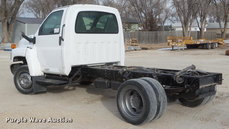 image for item DA5246 2009 Chevrolet C4500 truck cab and chassis