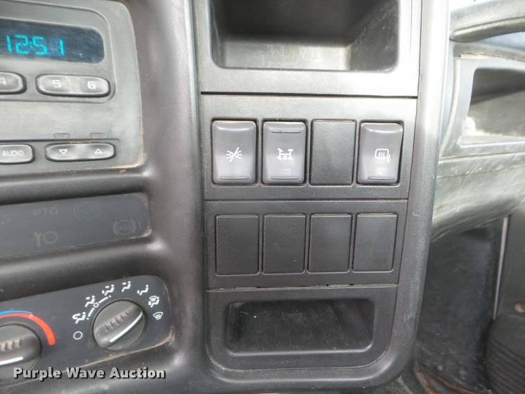 image for item DA5246 2009 Chevrolet C4500 truck cab and chassis