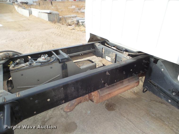 image for item DA5246 2009 Chevrolet C4500 truck cab and chassis