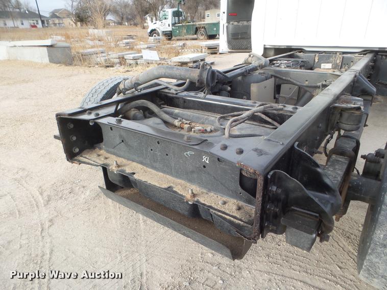 image for item DA5246 2009 Chevrolet C4500 truck cab and chassis