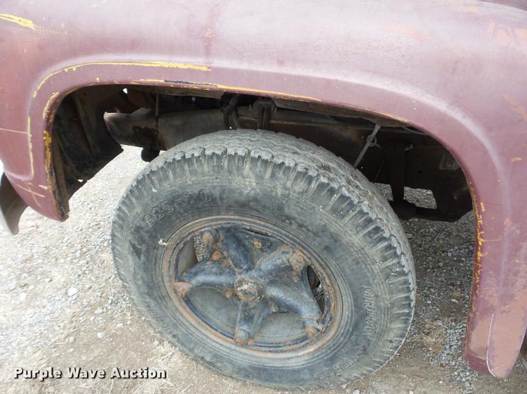 image for item DA5770 1959 Ford T700 grain truck