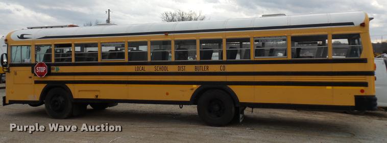 image for item DA5838 2002 Blue Bird TC2000 school bus