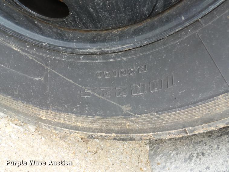 image for item DA5838 2002 Blue Bird TC2000 school bus