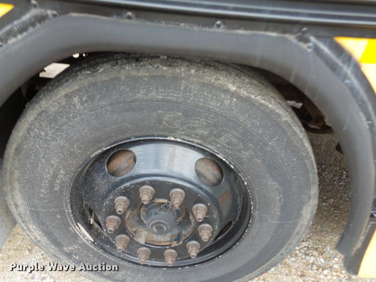 image for item DA5838 2002 Blue Bird TC2000 school bus