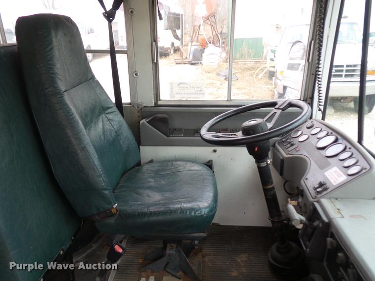 image for item DA5838 2002 Blue Bird TC2000 school bus