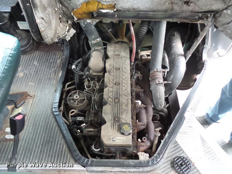 image for item DA5838 2002 Blue Bird TC2000 school bus