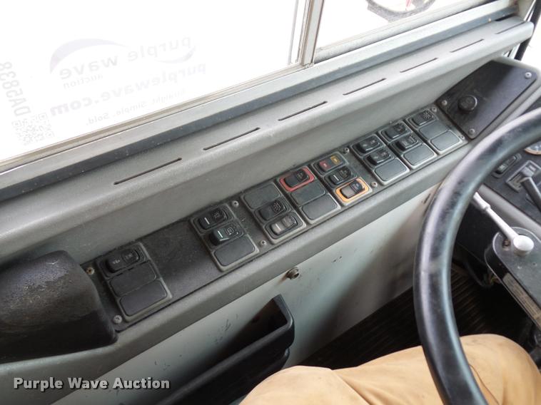 image for item DA5838 2002 Blue Bird TC2000 school bus