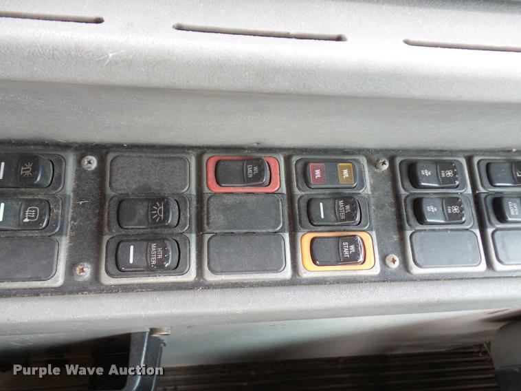 image for item DA5838 2002 Blue Bird TC2000 school bus