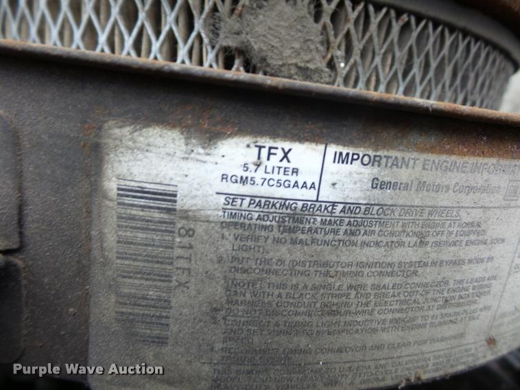 image for item DA5839 1994 Chevrolet 3500 flatbed pickup truck