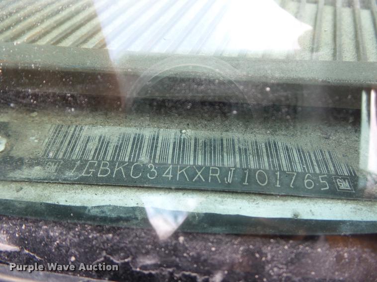 image for item DA5839 1994 Chevrolet 3500 flatbed pickup truck