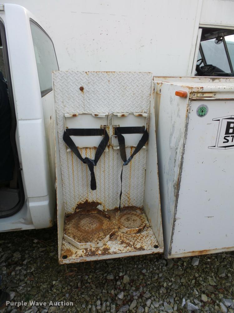 image for item DA5840 2001 Chevrolet Silverado 3500 utility truck