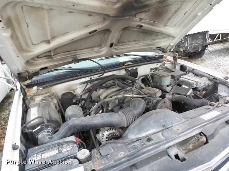 image for item DA5840 2001 Chevrolet Silverado 3500 utility truck