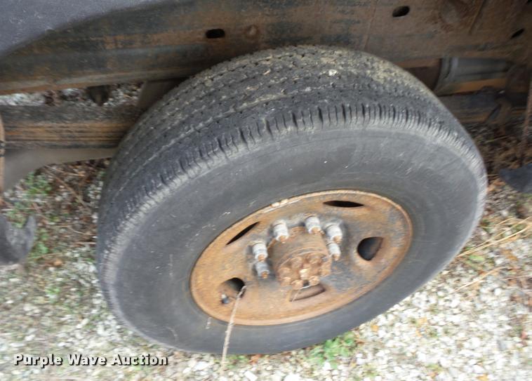 image for item DA5841 2004 Chevrolet Silverado 2500HD Crew Cab pickup truck